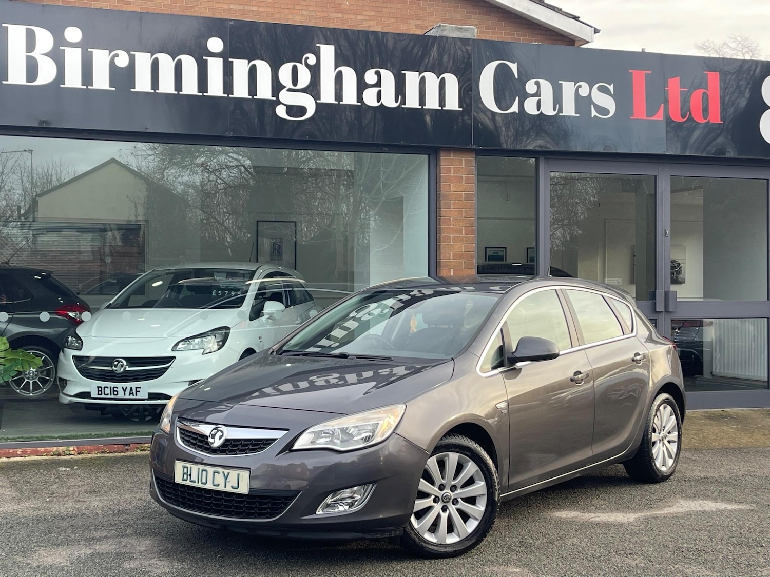 Used Vauxhall Astra 2010 for sale - 76127464: Photo 1