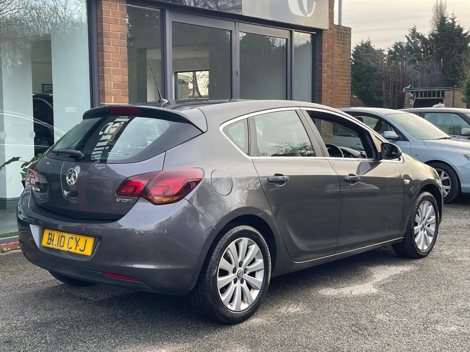Used Vauxhall Astra 2010 for sale - 76127464: Photo 8
