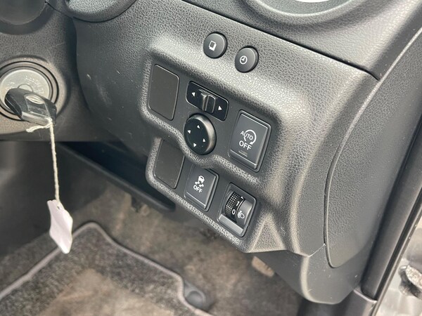 Used Nissan Note 2015 for sale - 76127392: Photo 15