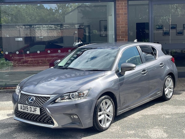 Used Lexus CT 2019 for sale - 76127445: Photo 3