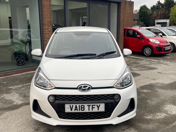 Used Hyundai i10 2018 for sale - 76259058: Photo 2