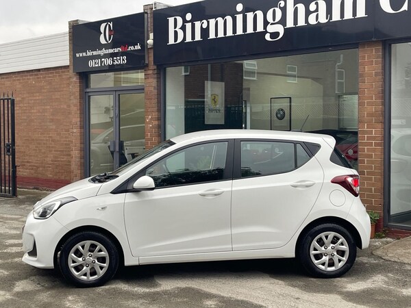 Used Hyundai i10 2018 for sale - 76259058: Photo 4