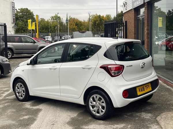 Used Hyundai i10 2018 for sale - 76259058: Photo 5