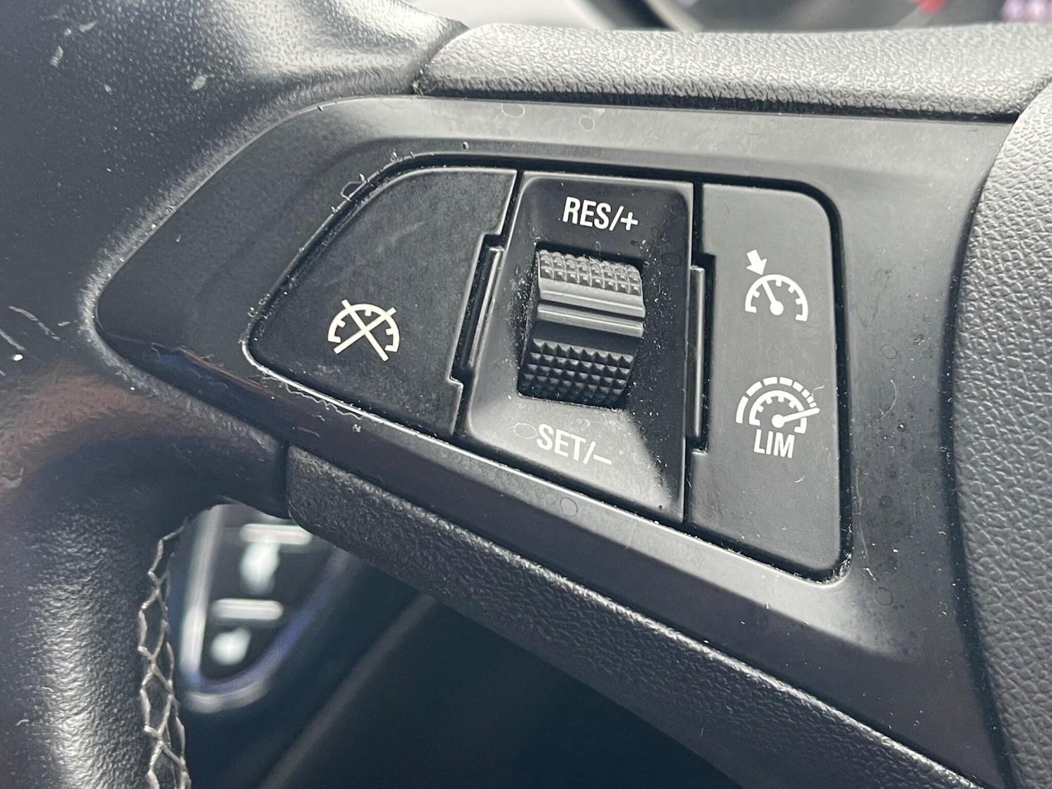 Used Vauxhall Corsa 2016 for sale - 76151141: Photo 13