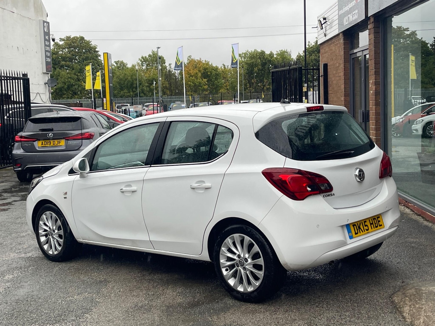 Used Vauxhall Corsa 2016 for sale - 76151141: Photo 5