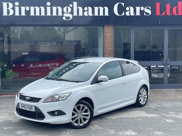 Used Ford Focus 2010 for sale - 76127358: Photo 1