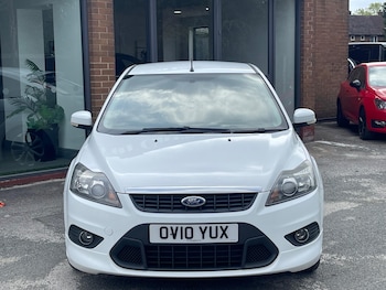 Used Ford Focus 2010 for sale - 76127358: Photo 2