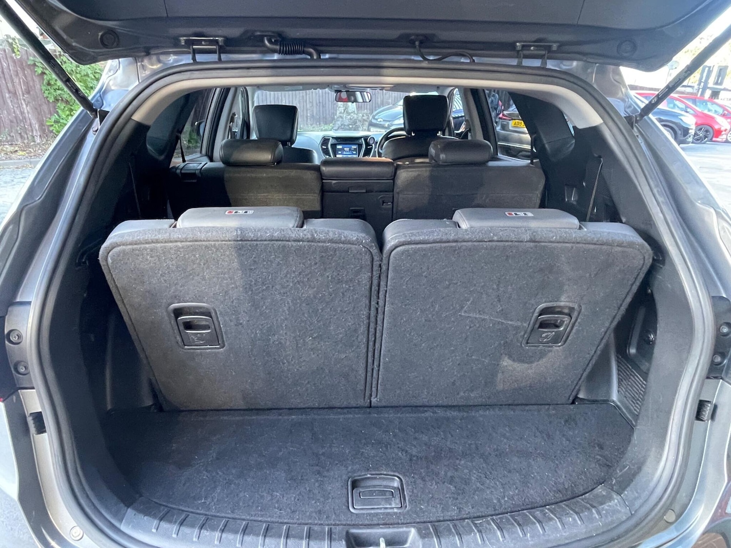 Used Hyundai Santa Fe 2013 for sale - 76167036: Photo 7