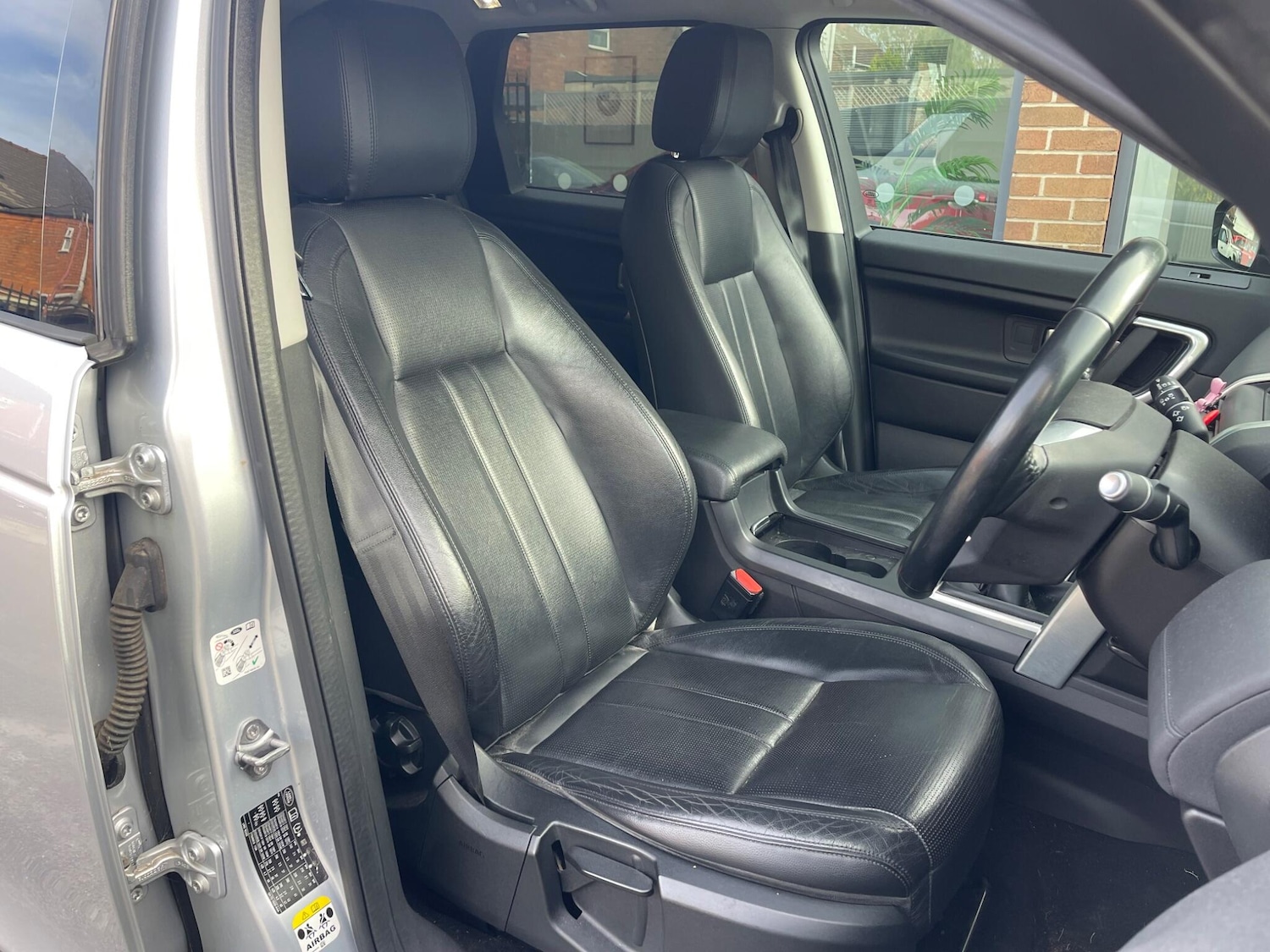 Used Land Rover Discovery Sport 2017 for sale - 76389259: Photo 14