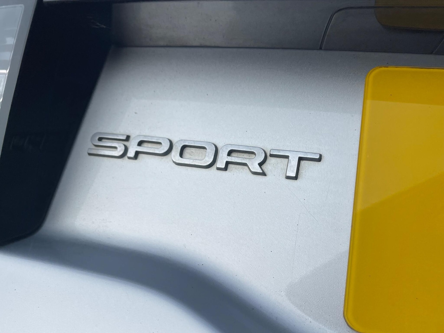 Used Land Rover Discovery Sport 2017 for sale - 76389259: Photo 9