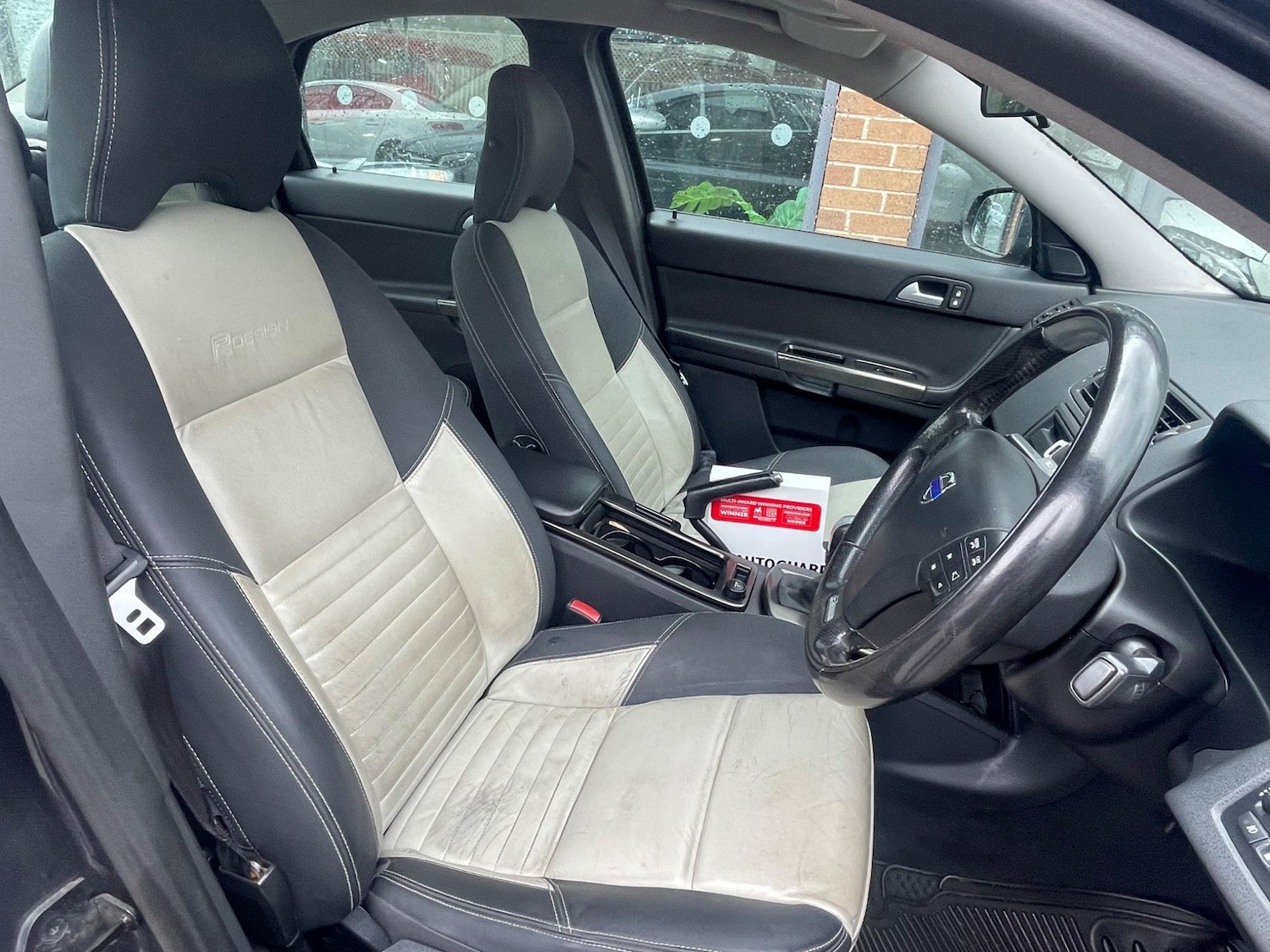 Used Volvo S40 2010 for sale - 76127430: Photo 10