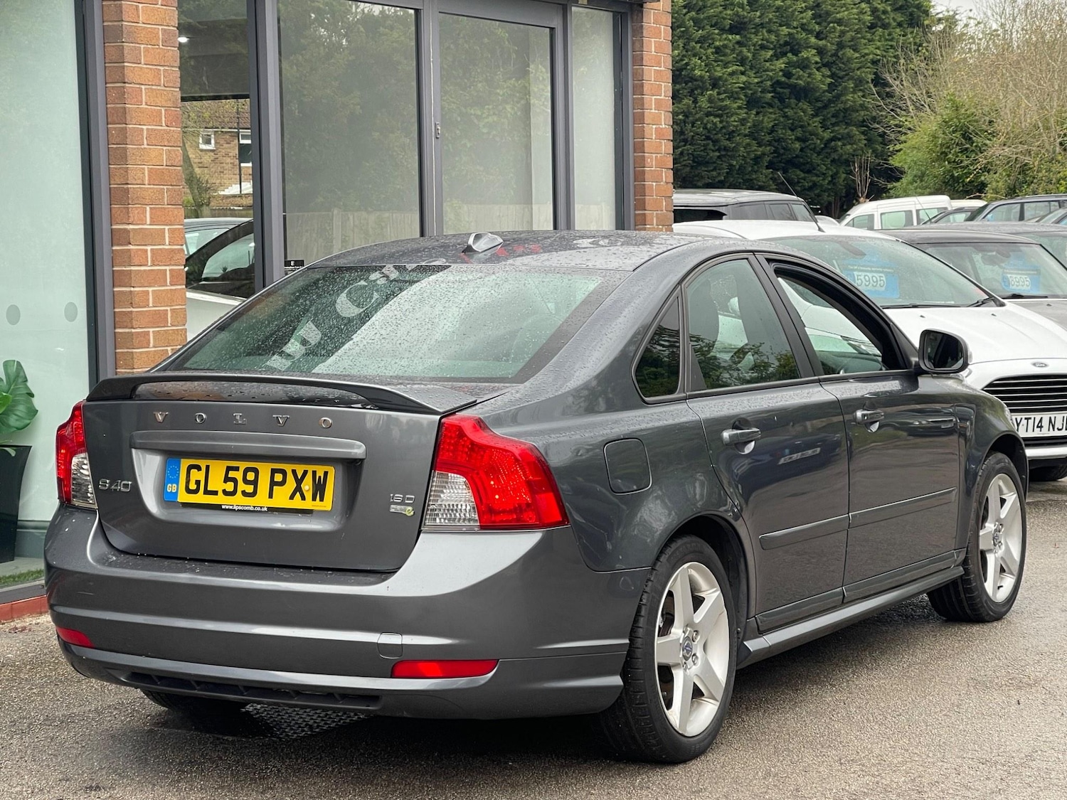 Used Volvo S40 2010 for sale - 76127430: Photo 7
