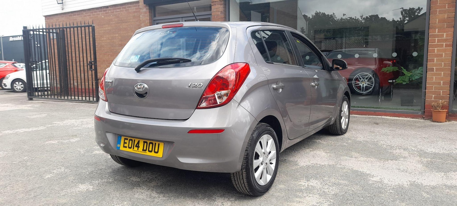 Used Hyundai i20 2014 for sale - 76127441: Photo 17