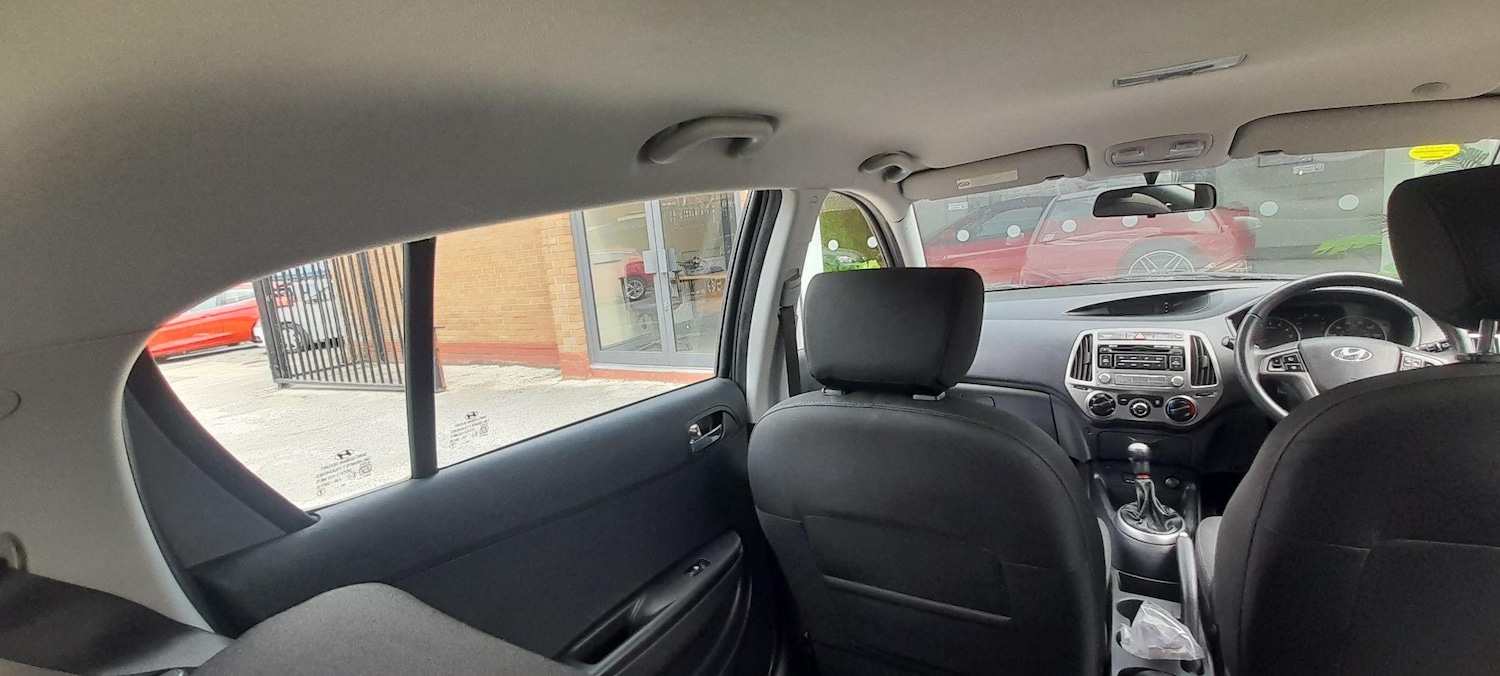 Used Hyundai i20 2014 for sale - 76127441: Photo 28