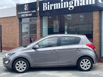 Used Hyundai i20 2014 for sale - 76127441: Photo