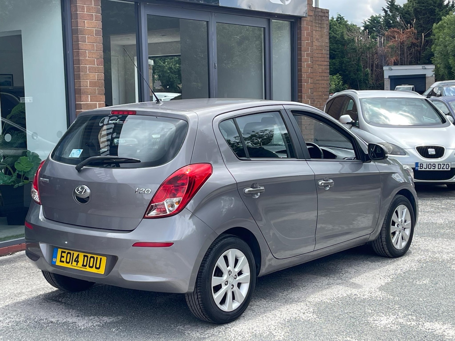 Used Hyundai i20 2014 for sale - 76127441: Photo 8