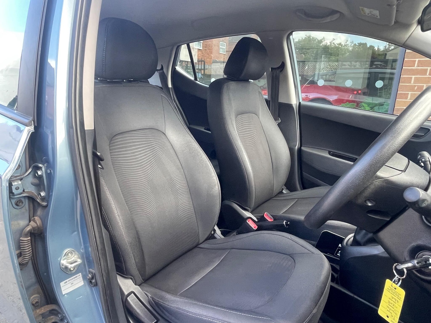 Used Hyundai i10 2017 for sale - 76127362: Photo 11