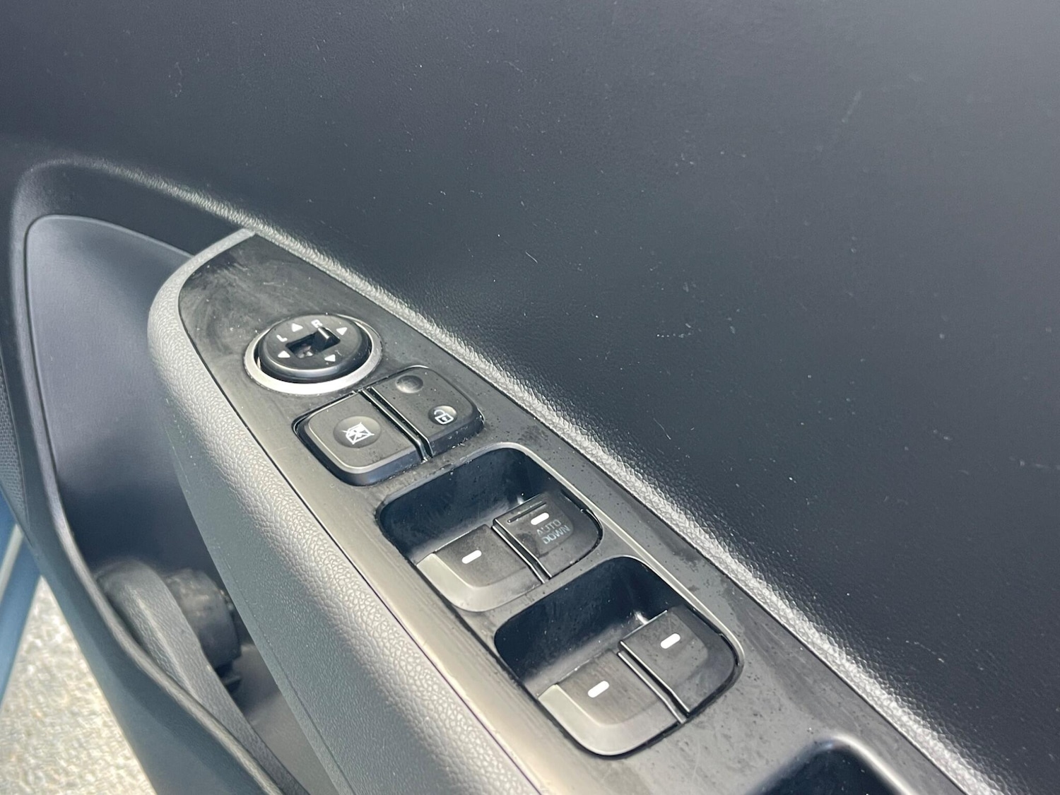 Used Hyundai i10 2017 for sale - 76127362: Photo 15