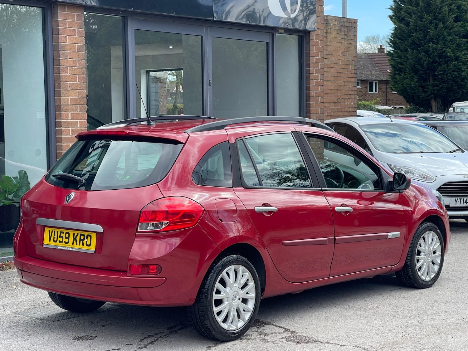 Used Renault Clio 2009 for sale - 76127363: Photo 6