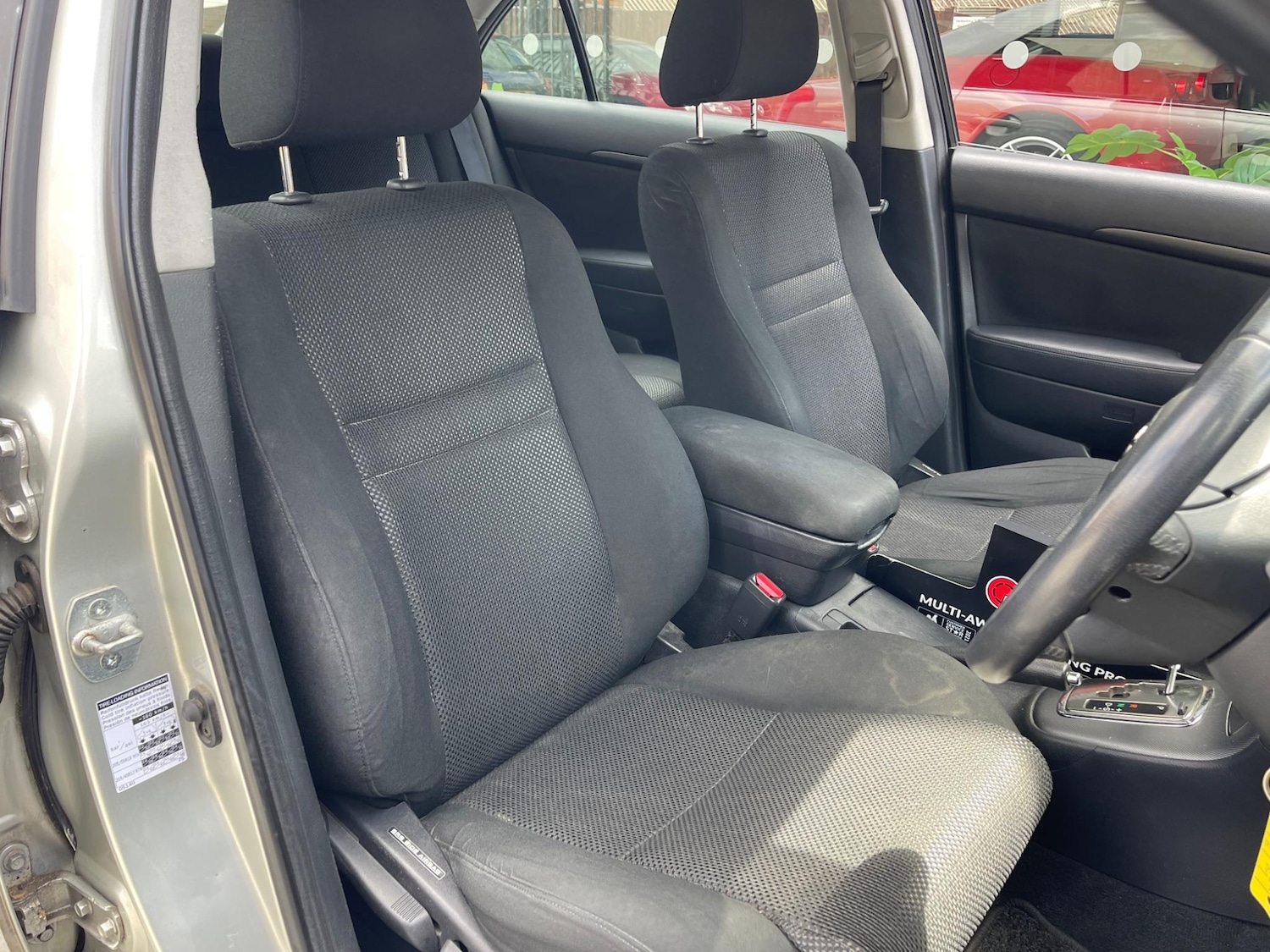 Used Toyota Avensis 2004 for sale - 76127469: Photo 11