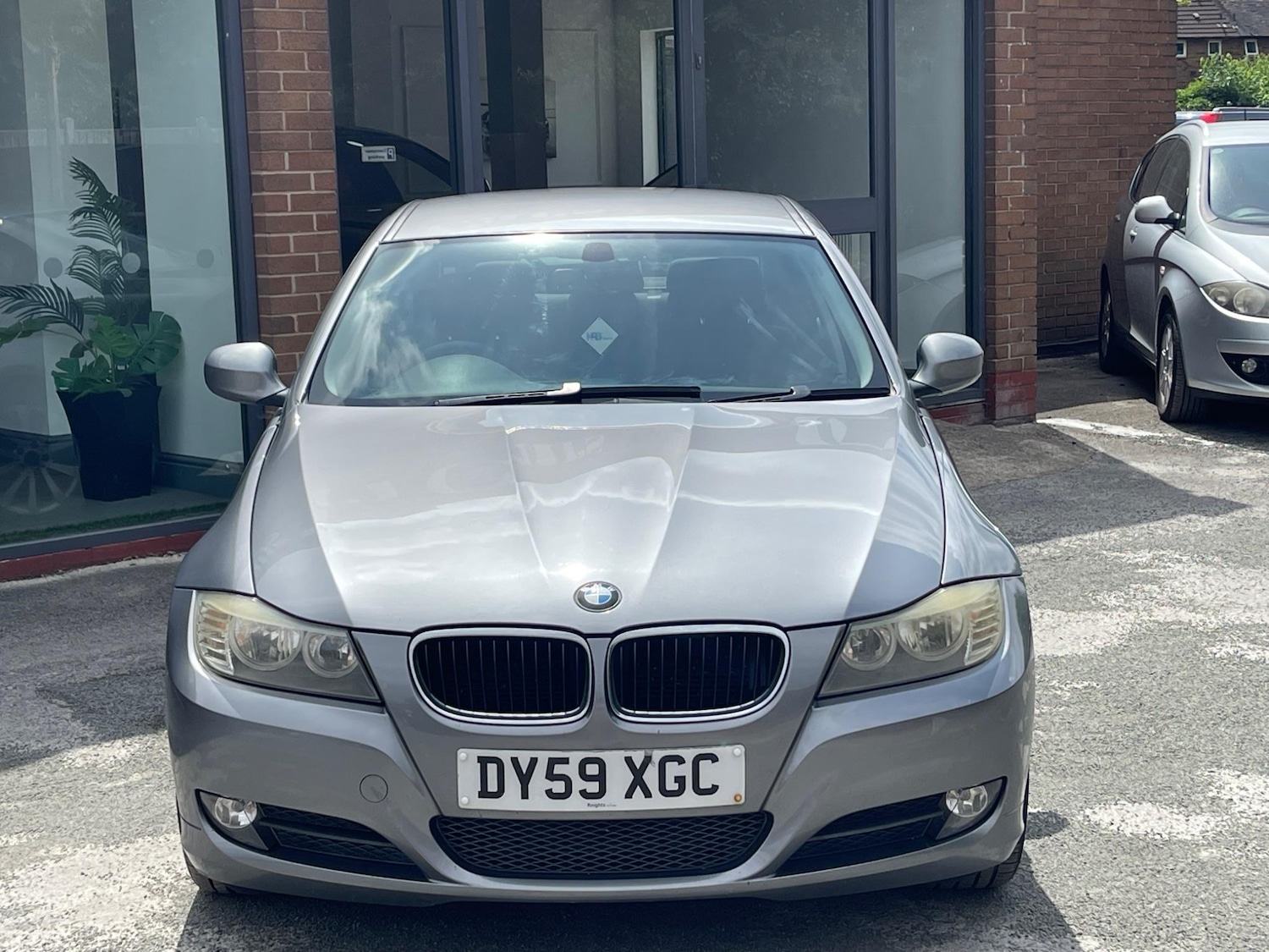 Used BMW 3 Series 2009 for sale - 76127466: Photo 2