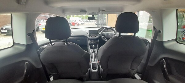 Used Peugeot 208 2013 for sale - 76127467: Photo 18