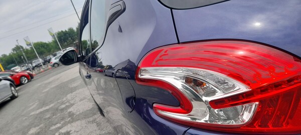 Used Peugeot 208 2013 for sale - 76127467: Photo 28