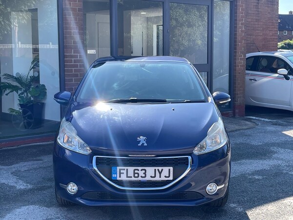 Used Peugeot 208 2013 for sale - 76127467: Photo 33