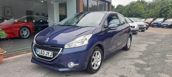 Used Peugeot 208 2013 for sale - 76127467: Photo 5
