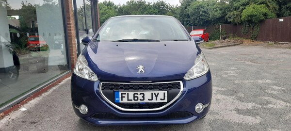 Used Peugeot 208 2013 for sale - 76127467: Photo 7