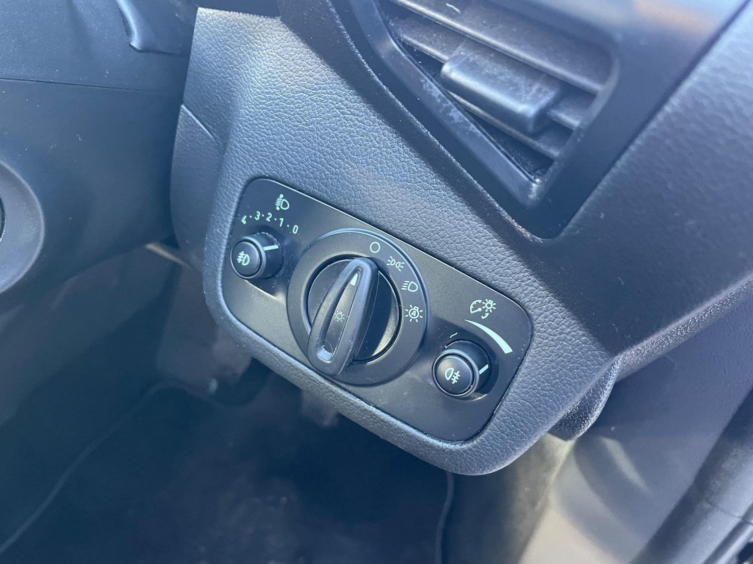 Used Ford C-Max 2019 for sale - 76127477: Photo 17