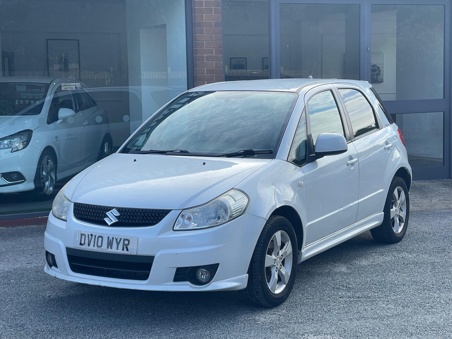 Used Suzuki SX4 2010 for sale - 76127371: Photo 3