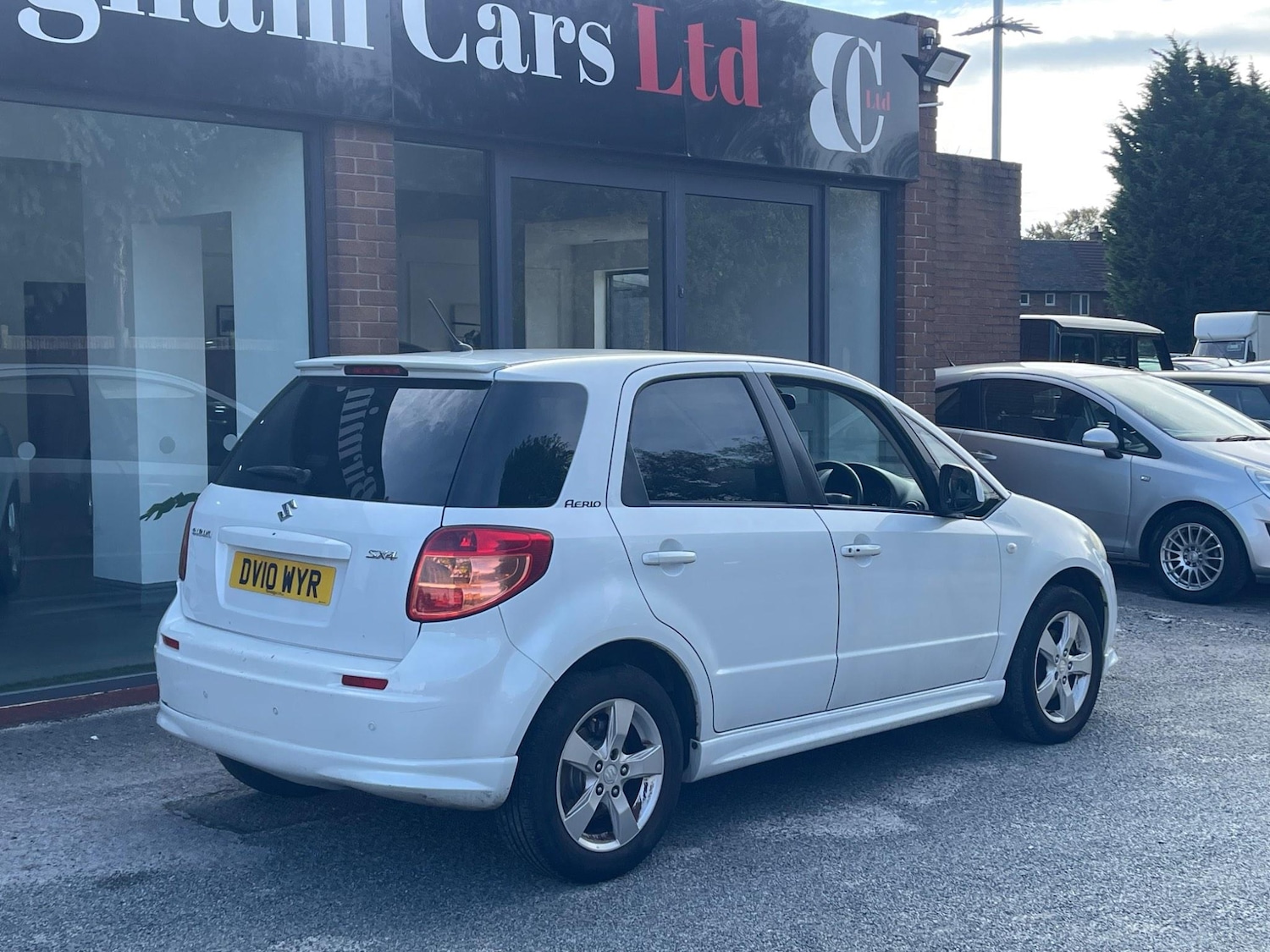 Used Suzuki SX4 2010 for sale - 76127371: Photo 7