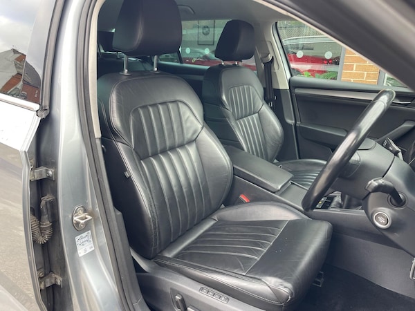 Used Skoda Superb 2019 for sale - 76238837: Photo 11