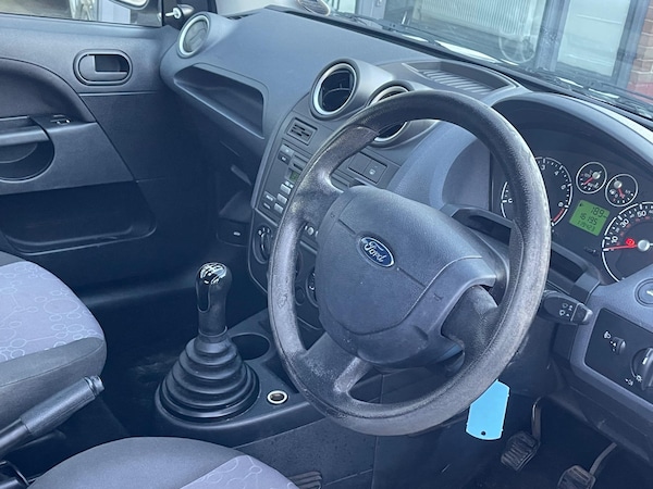 Used Ford Fiesta 2006 for sale - 76296043: Photo 12
