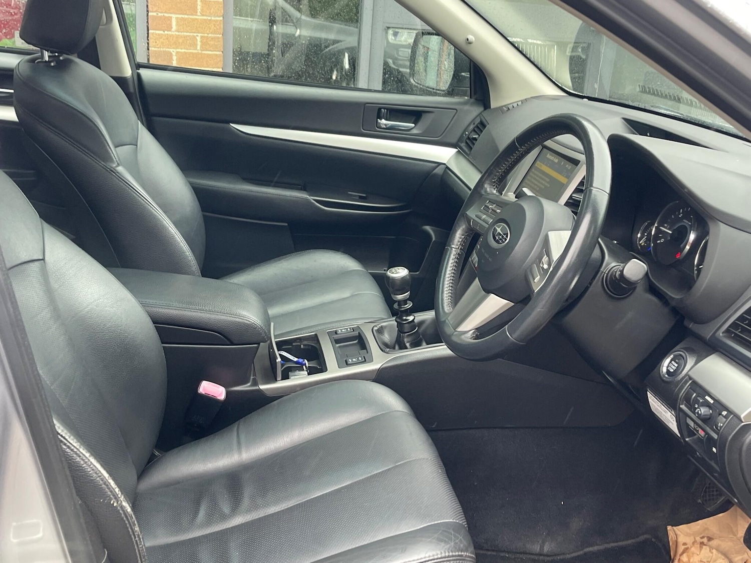 Used Subaru Outback 2010 for sale - 76158893: Photo 14