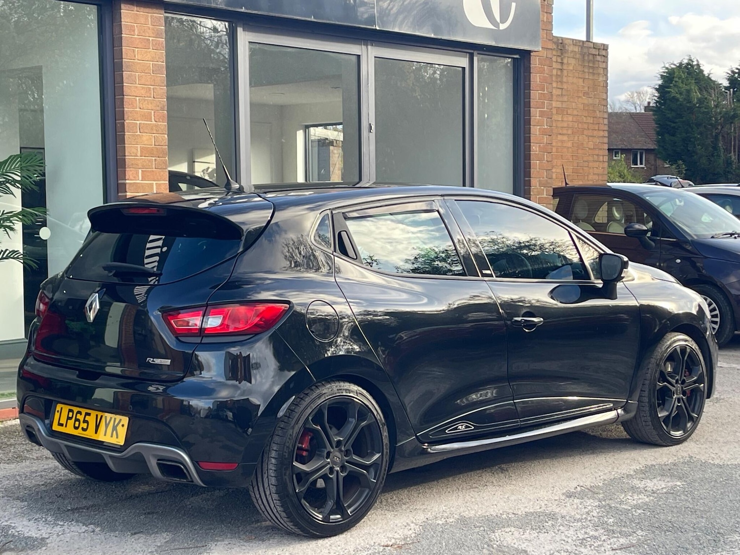 Used Renault Clio 2016 for sale - 76432048: Photo 11