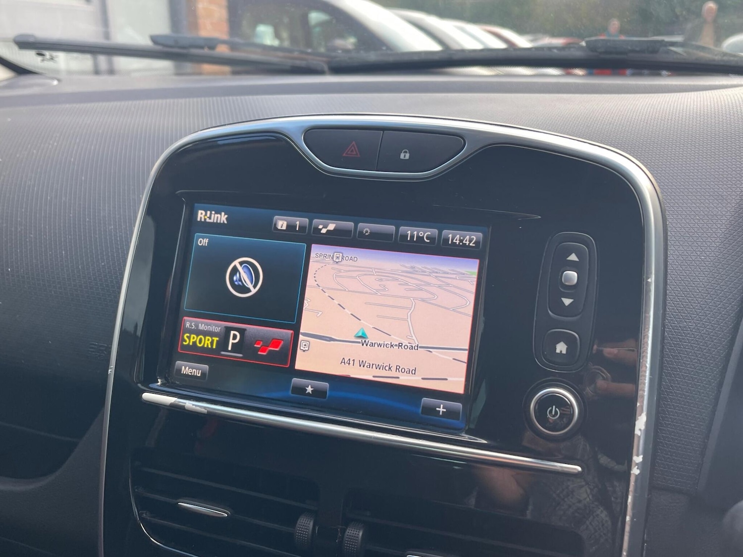 Used Renault Clio 2016 for sale - 76432048: Photo 19