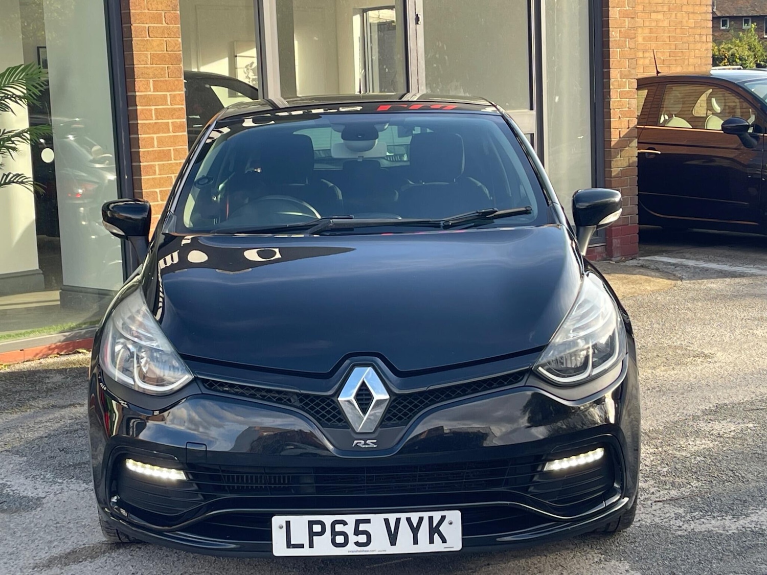 Used Renault Clio 2016 for sale - 76432048: Photo 3