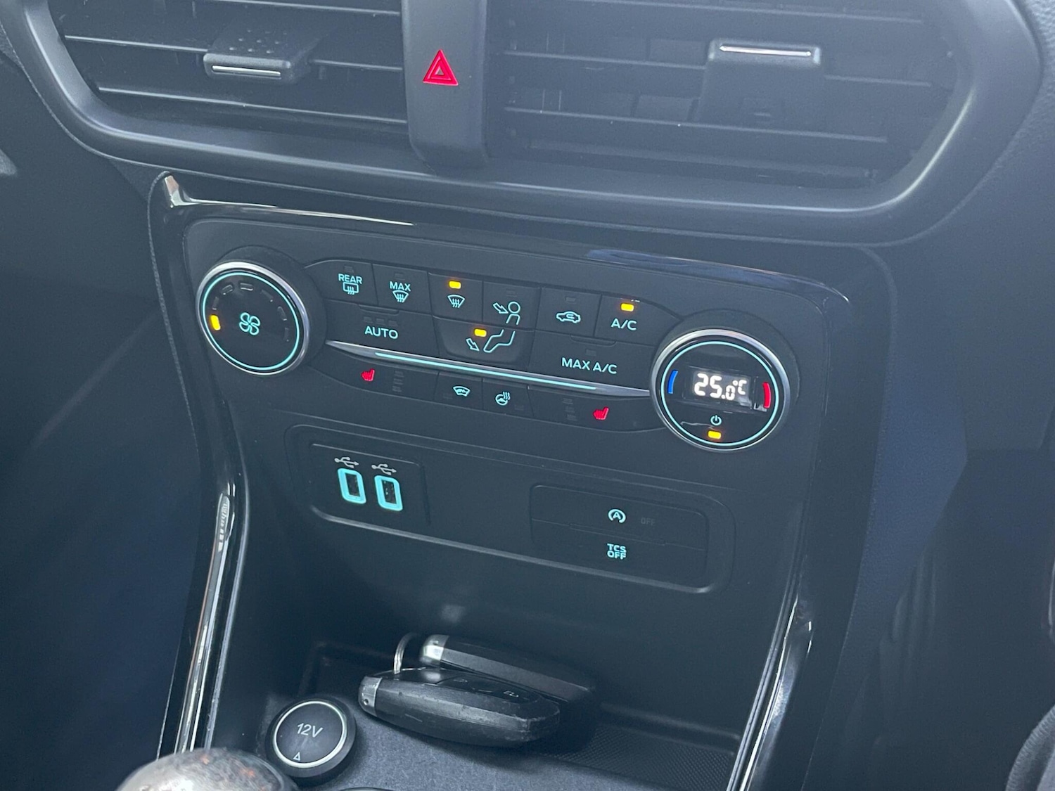 Used Ford Ecosport 2018 for sale - 76619907: Photo 15