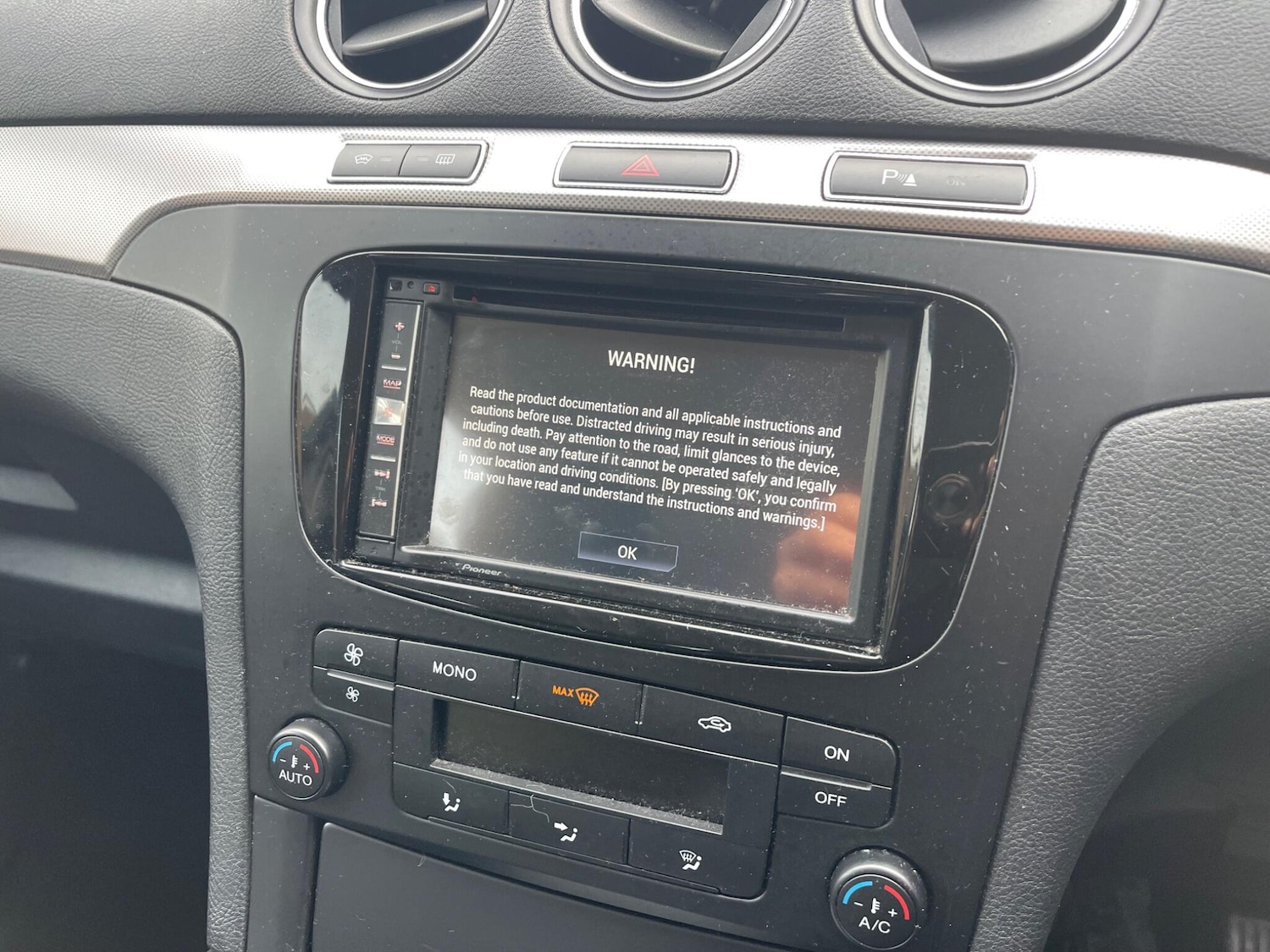 Used Ford S-Max 2014 for sale - 76166371: Photo 14