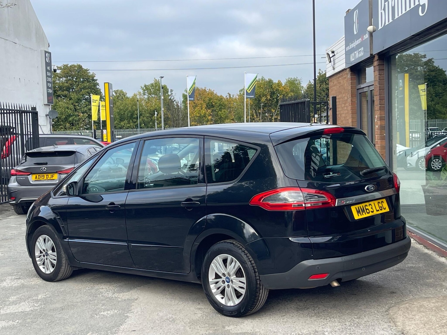Used Ford S-Max 2014 for sale - 76166371: Photo 5