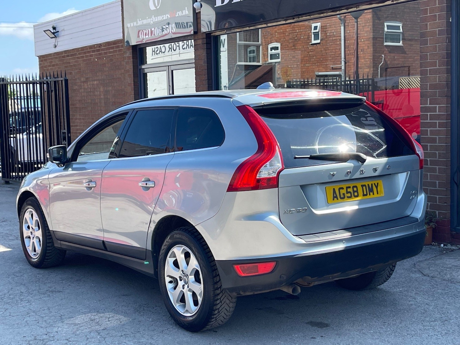 Used Volvo XC60 2008 for sale - 76127359: Photo 5