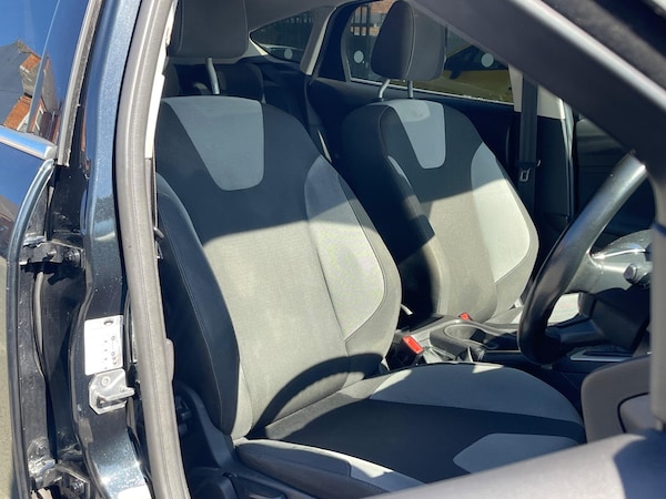 Used Ford Focus 2013 for sale - 76127361: Photo 12