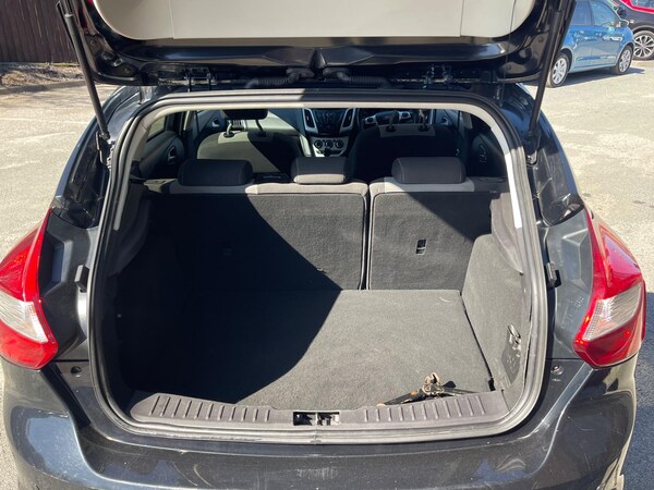 Used Ford Focus 2013 for sale - 76127361: Photo 7