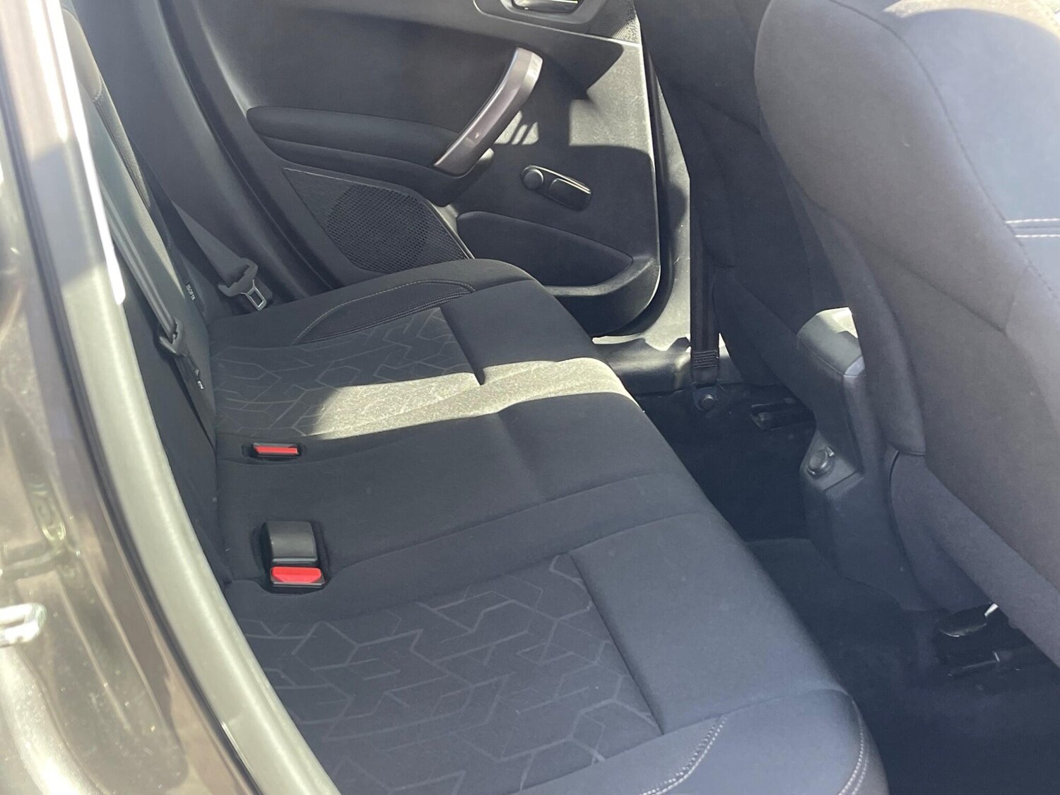 Used Peugeot 2008 2015 for sale - 76127370: Photo 16