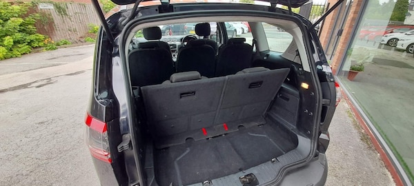 Used Ford S-Max 2011 for sale - 76127450: Photo 25