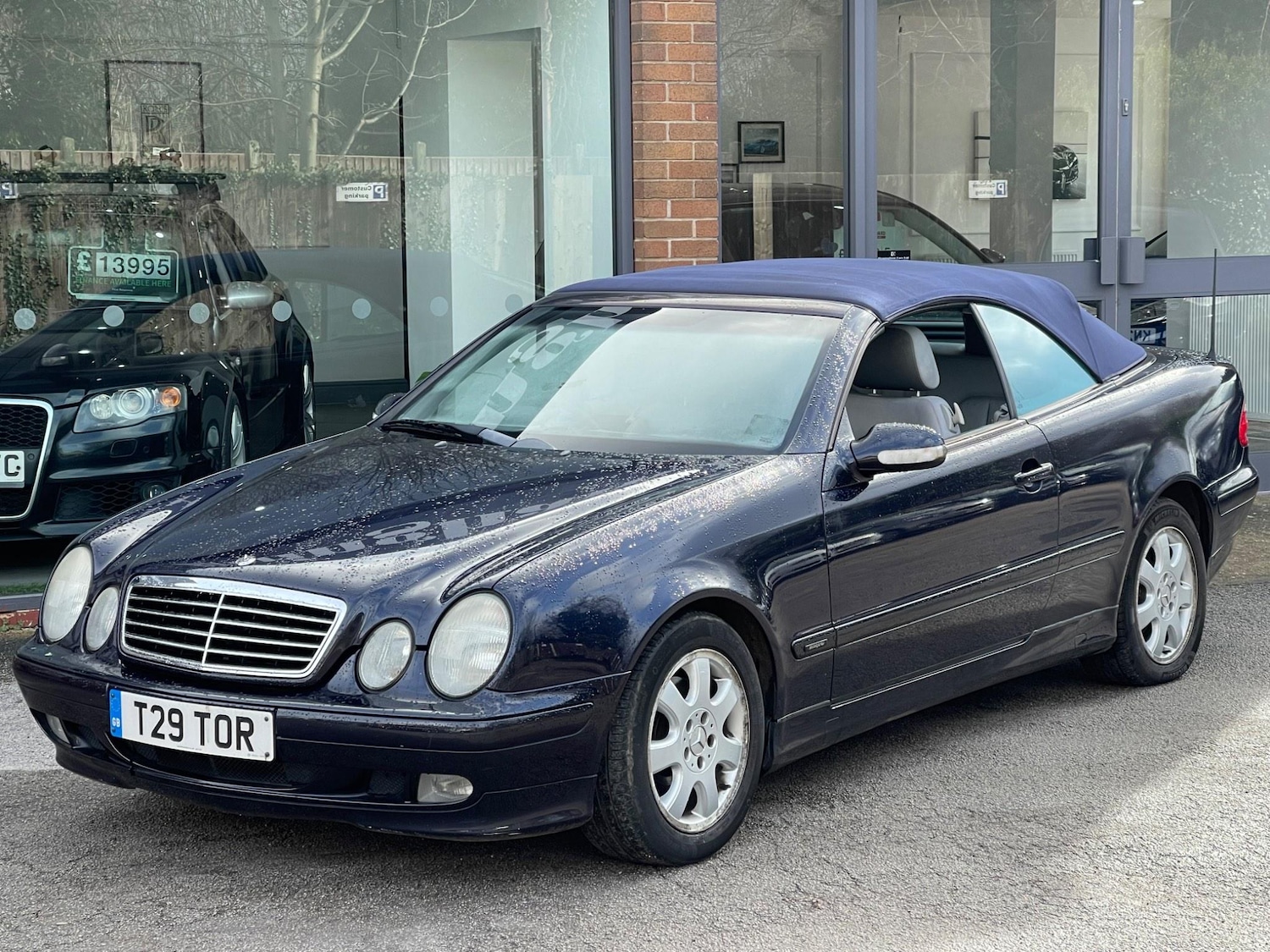 Used Mercedes-Benz CLK 2002 for sale - 76127433: Photo 4