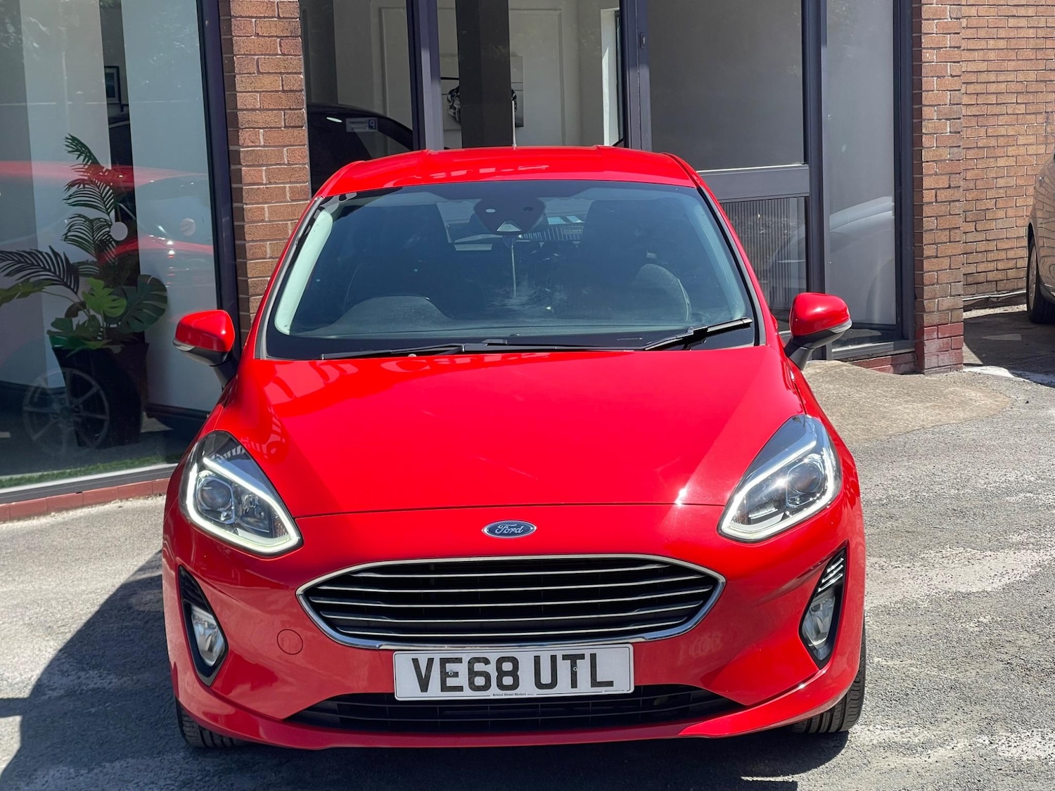 Used Ford Fiesta 2018 for sale - 76127435: Photo 2