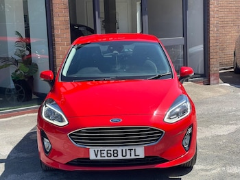Used Ford Fiesta 2018 for sale - 76127435: Photo 2